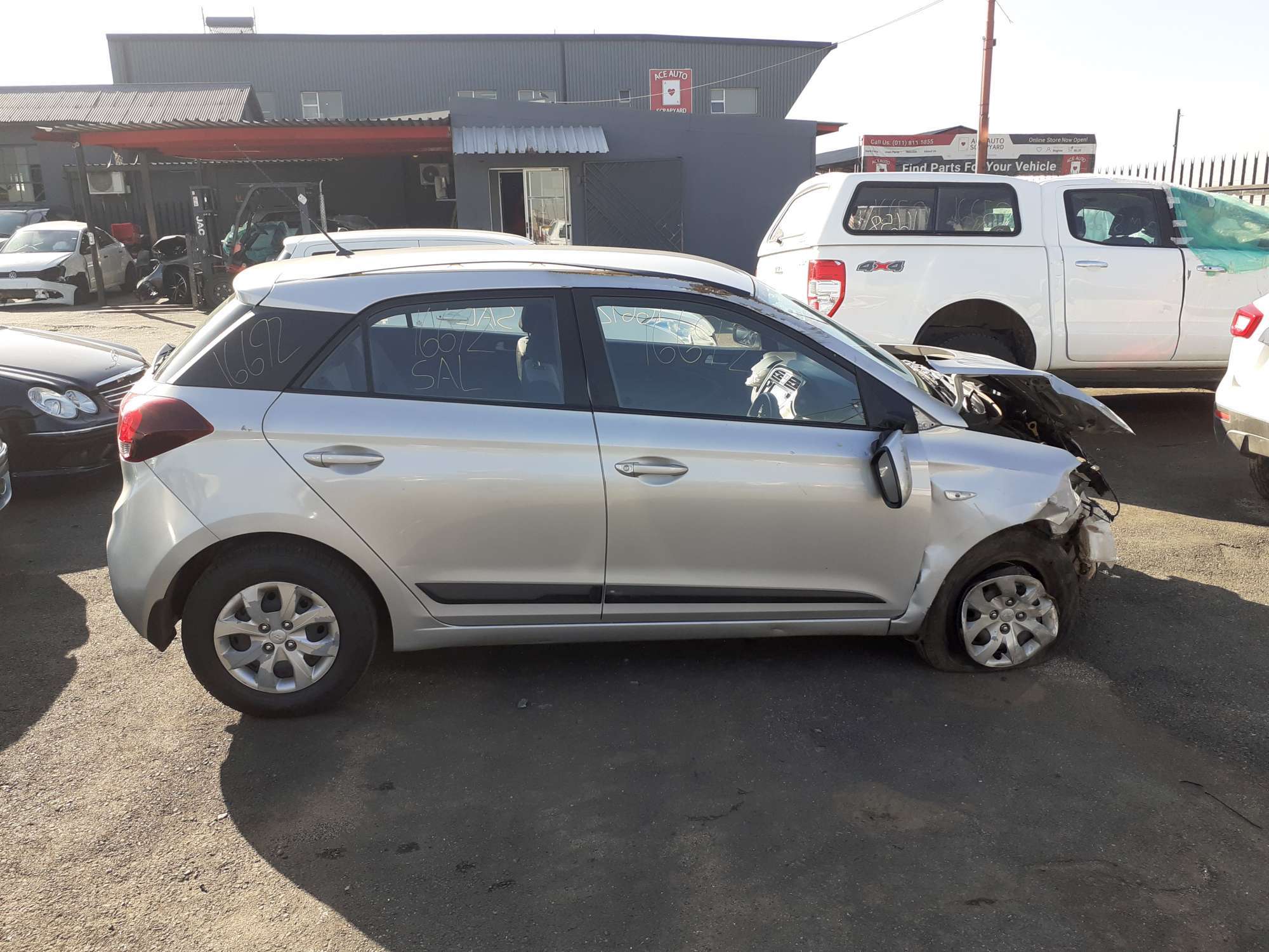 Hyundai i20 deals scrap yard