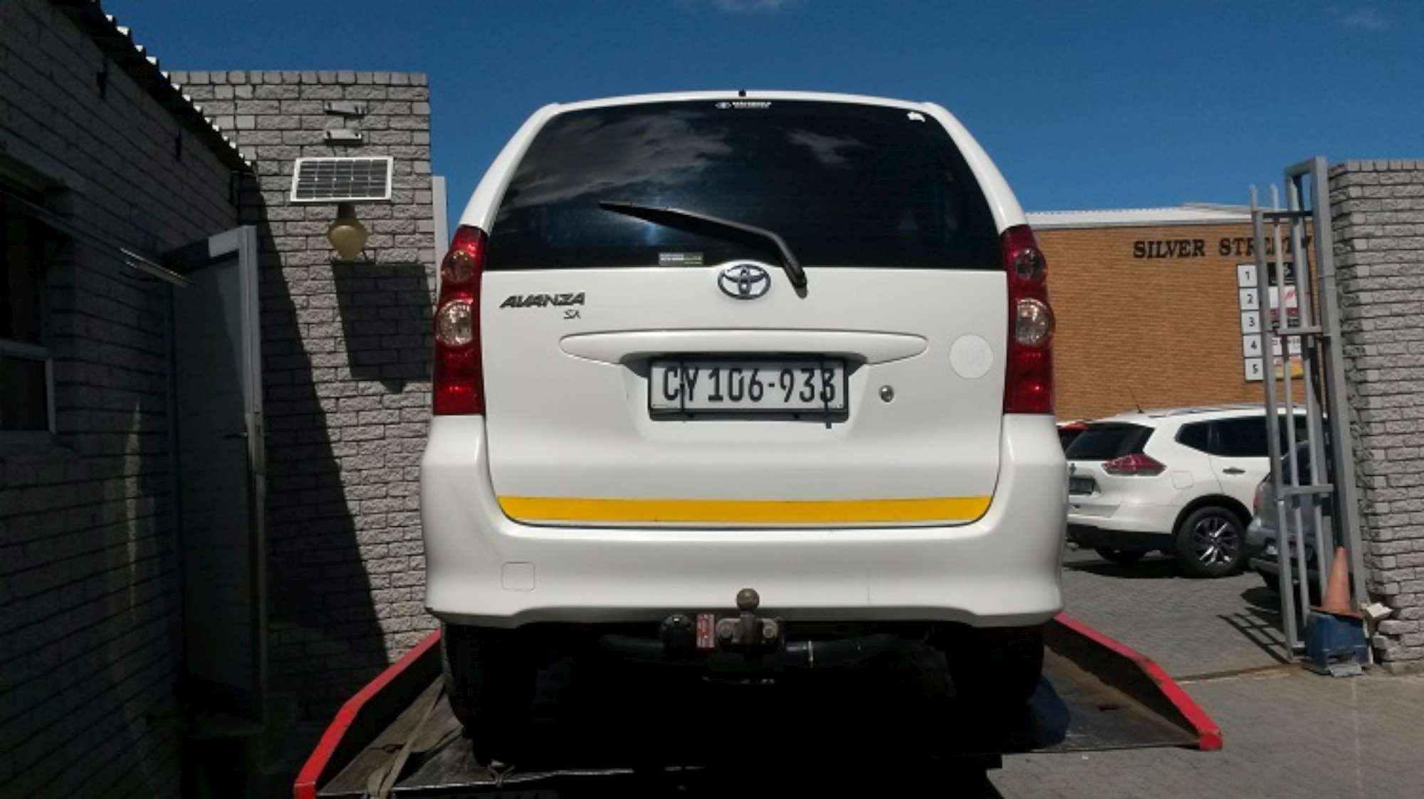 Avanza towbar store